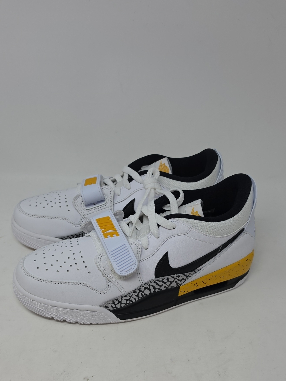 Nike Air Jordan Legacy 312 Low Tour Yellow CD7069-107 Black White Yellow Size 9